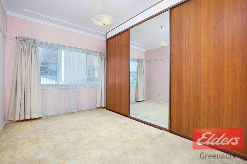 Photo - 53 Maiden Street, Greenacre NSW 2190 - Image 4