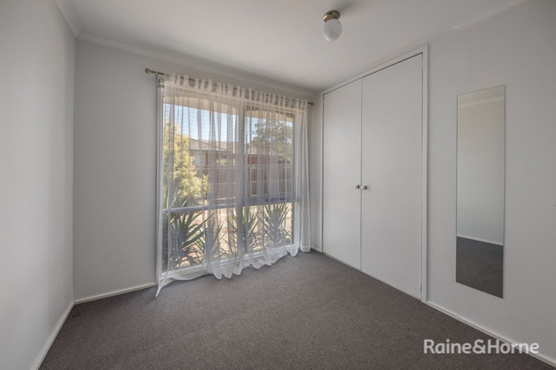 Photo - 53 Marjorie Avenue, Sunbury VIC 3429 - Image 7