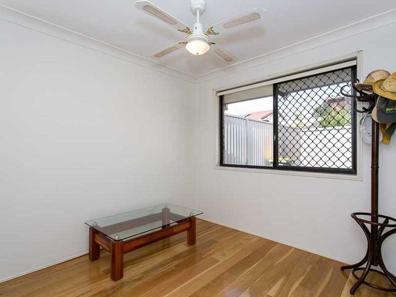 Photo - 53 Montezuma Drive, Burleigh Waters QLD 4220 - Image 11