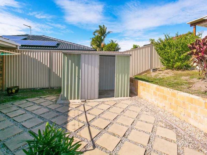 Photo - 53 Montezuma Drive, Burleigh Waters QLD 4220 - Image 16