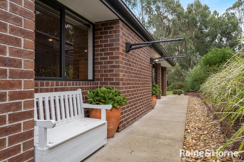 Photo - 53 Natures Run, Kilmore VIC 3764 - Image 15