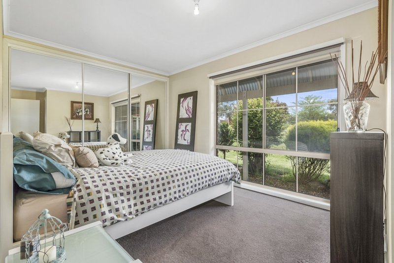 Photo - 53 Northumberland Road, Kyneton VIC 3444 - Image 7