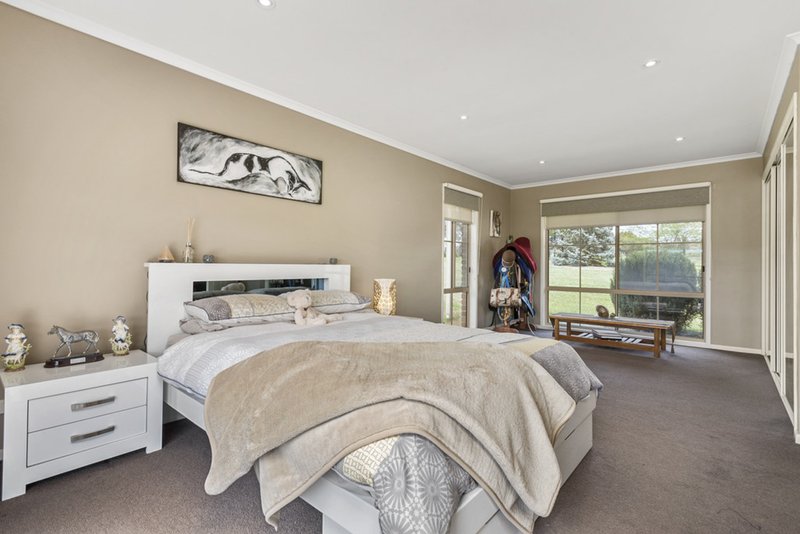 Photo - 53 Northumberland Road, Kyneton VIC 3444 - Image 8