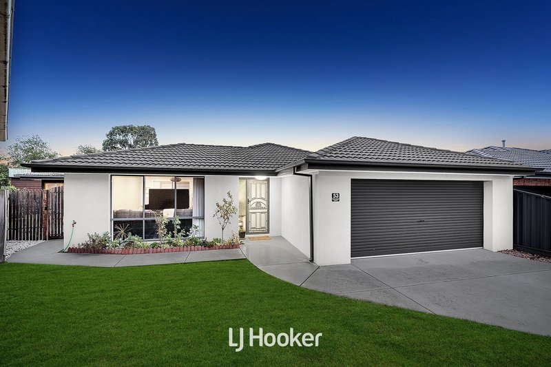 53 Oakland Drive, Hampton Park VIC 3976