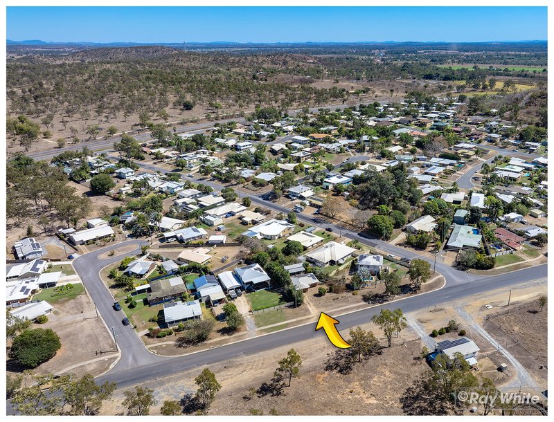 Photo - 53 Old Capricorn Highway, Gracemere QLD 4702 - Image 30