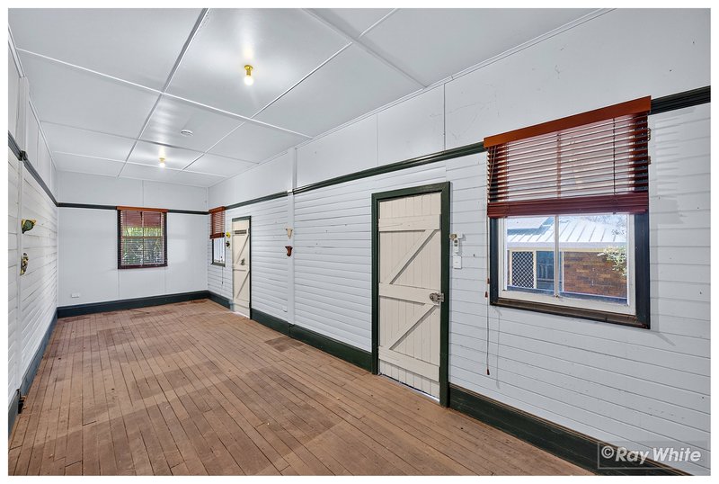 Photo - 53 Old Capricorn Highway, Gracemere QLD 4702 - Image 33