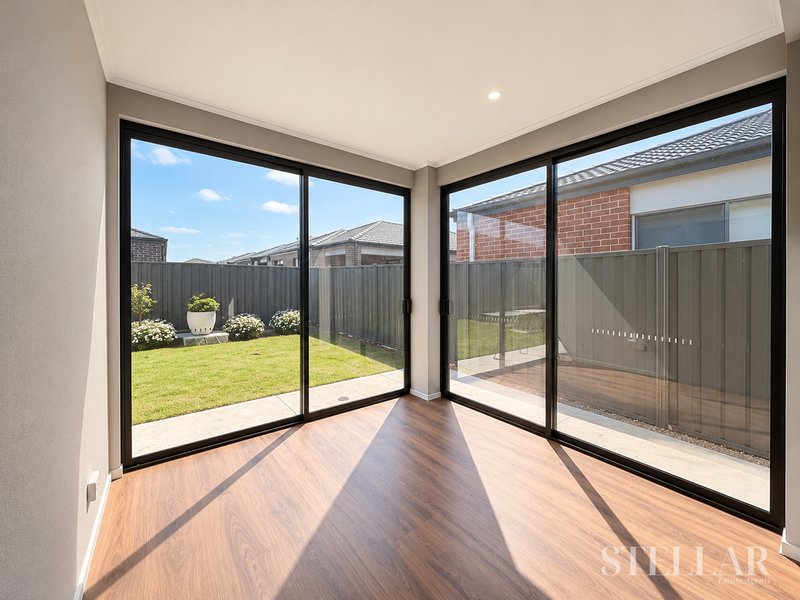 Photo - 53 Olympic Parade, Clyde VIC 3978 - Image 6