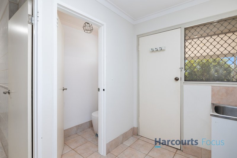 Photo - 53 Pembury Road, Thornlie WA 6108 - Image 17