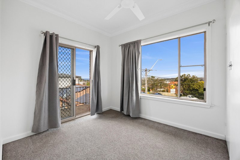 Photo - 53 Pine Avenue, Narraweena NSW 2099 - Image 6