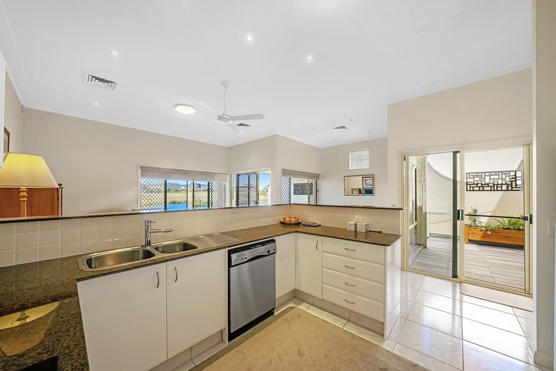 Photo - 53 Promenade Avenue, Robina QLD 4226 - Image 5