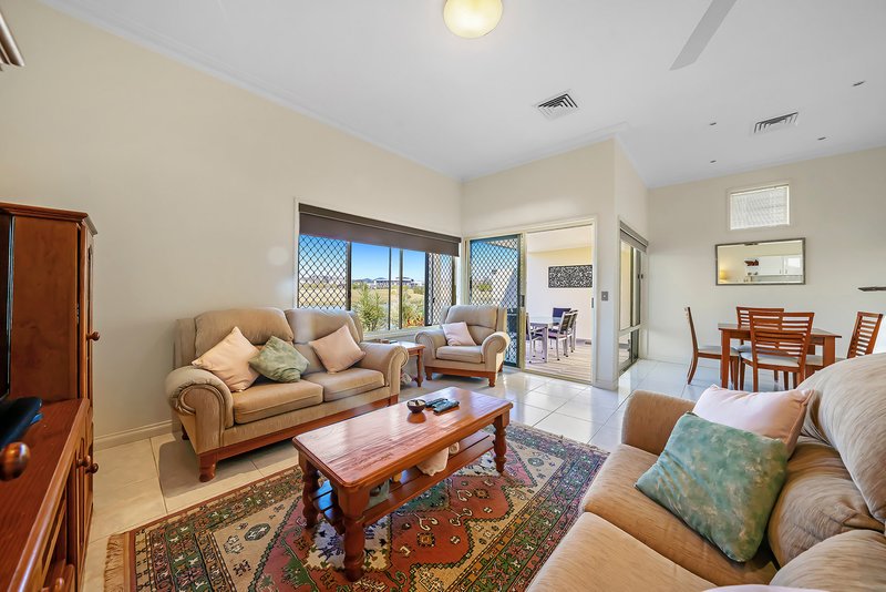 Photo - 53 Promenade Avenue, Robina QLD 4226 - Image 11