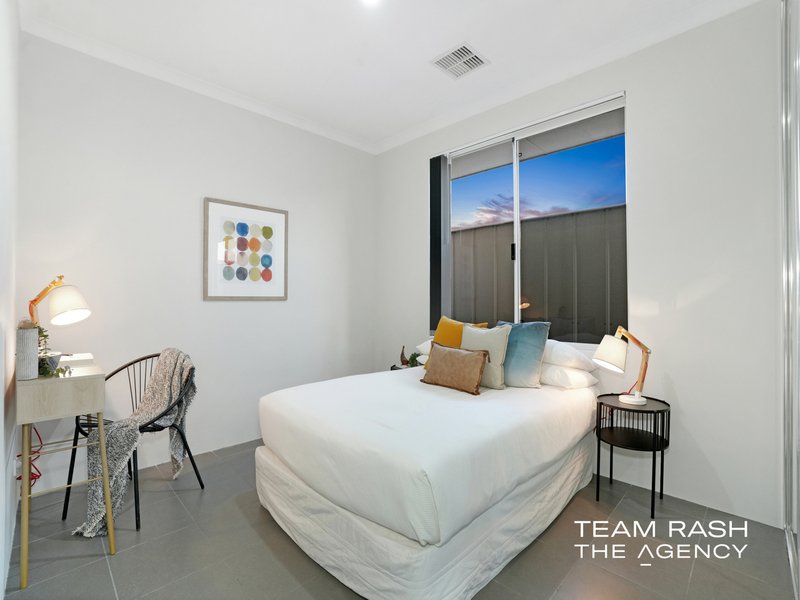 Photo - 53 Queensway Road, Landsdale WA 6065 - Image 11