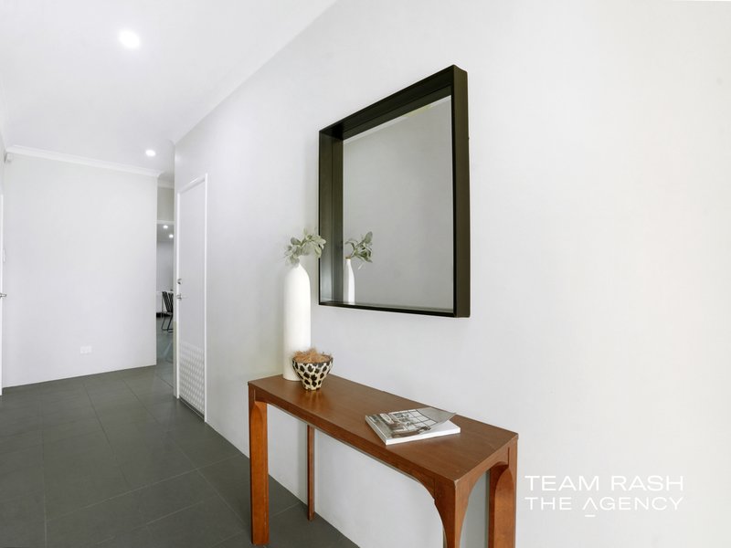 Photo - 53 Queensway Road, Landsdale WA 6065 - Image 16