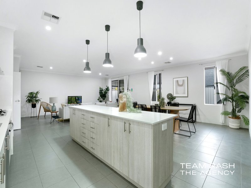 Photo - 53 Queensway Road, Landsdale WA 6065 - Image 18
