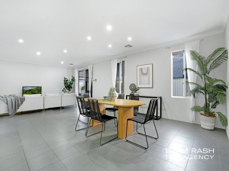Photo - 53 Queensway Road, Landsdale WA 6065 - Image 21