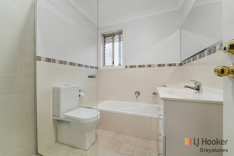 Photo - 5/3 Rawson Road, South Wentworthville NSW 2145 - Image 5