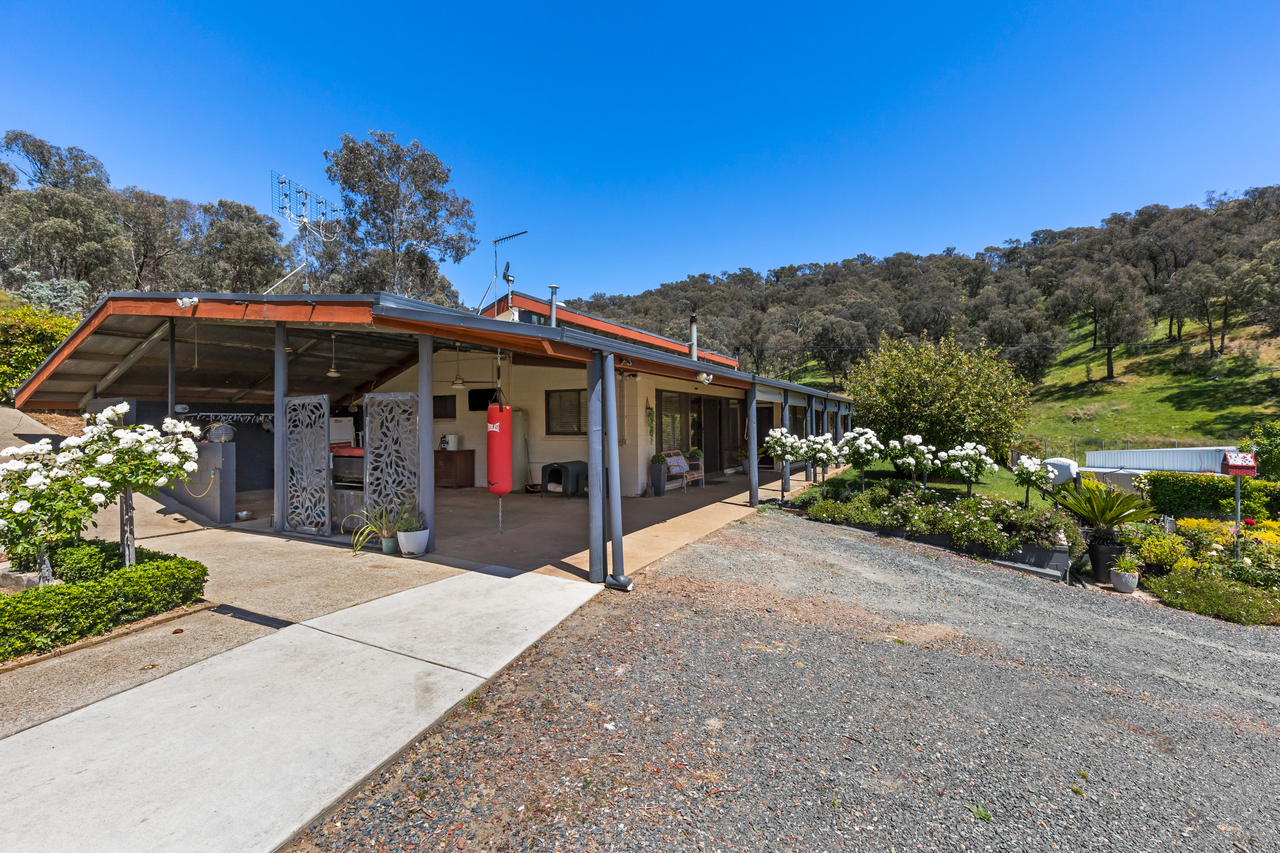 4-bedroom house at 53 Rifle Range Road, Tumut, NSW 2720, Snowy Valleys, New South Wales