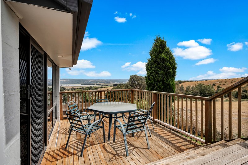 Photo - 53 Roberts Crescent, Newnham TAS 7248 - Image 12