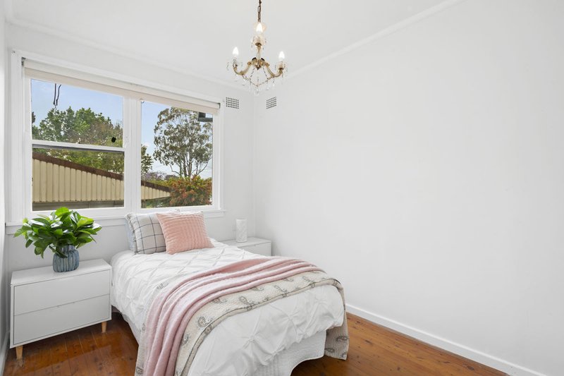 Photo - 53 Rowley Street, Pendle Hill NSW 2145 - Image 8