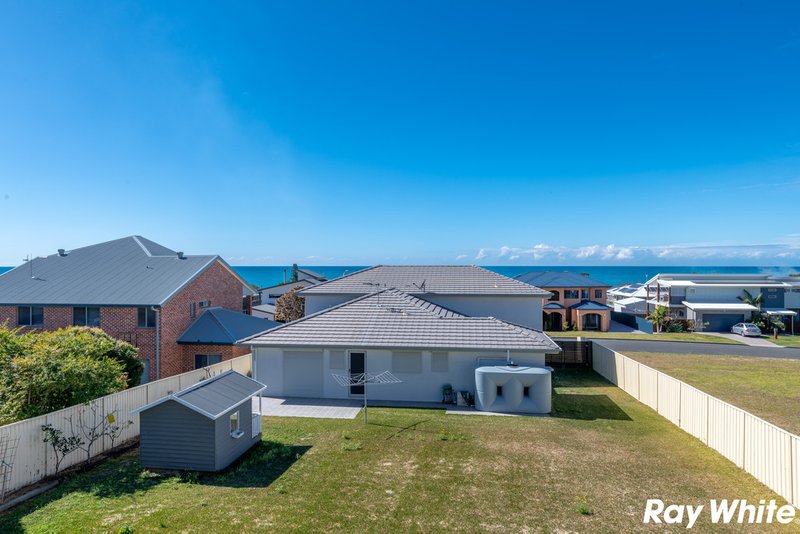 Photo - 53 Sapphire Parade, Diamond Beach NSW 2430 - Image 22