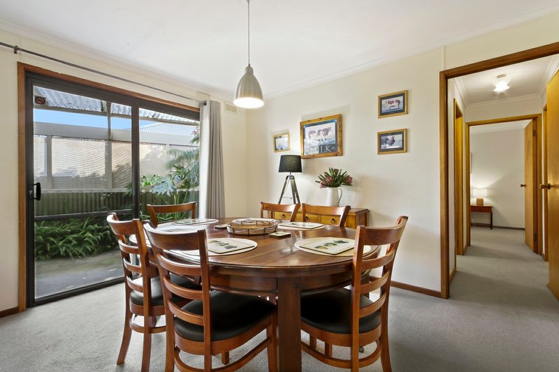 Photo - 53 School Road, Eagle Point VIC 3878 - Image 5