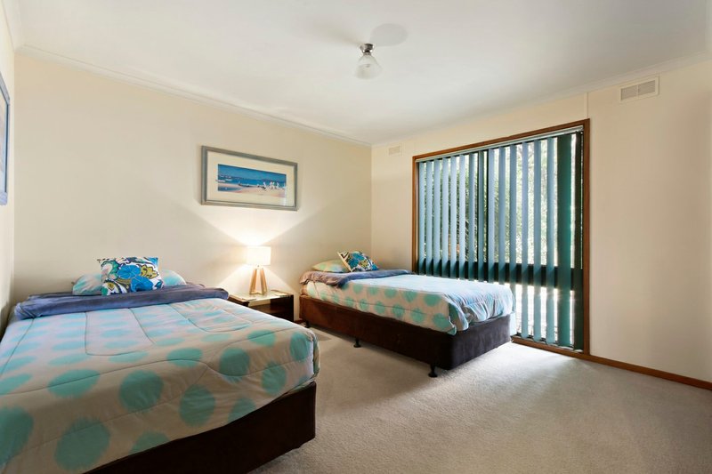 Photo - 53 School Road, Eagle Point VIC 3878 - Image 9