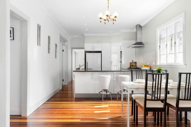 Photo - 53 Seabreeze Road, Manly West QLD 4179 - Image 2