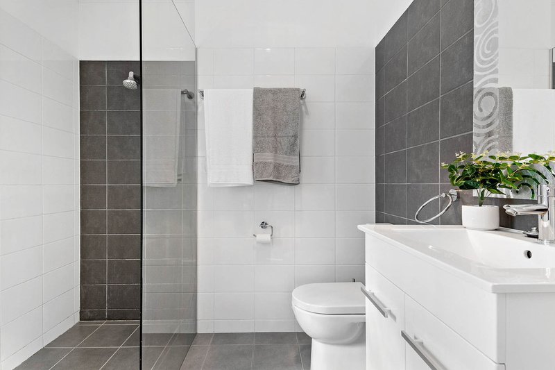 Photo - 53 Seabreeze Road, Manly West QLD 4179 - Image 7