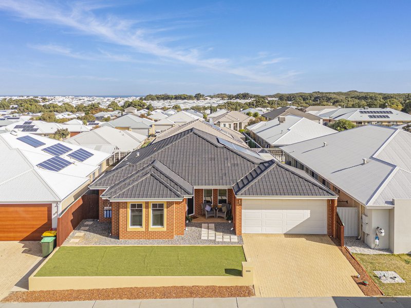 Photo - 53 Seagrass Street, Yanchep WA 6035 - Image 4