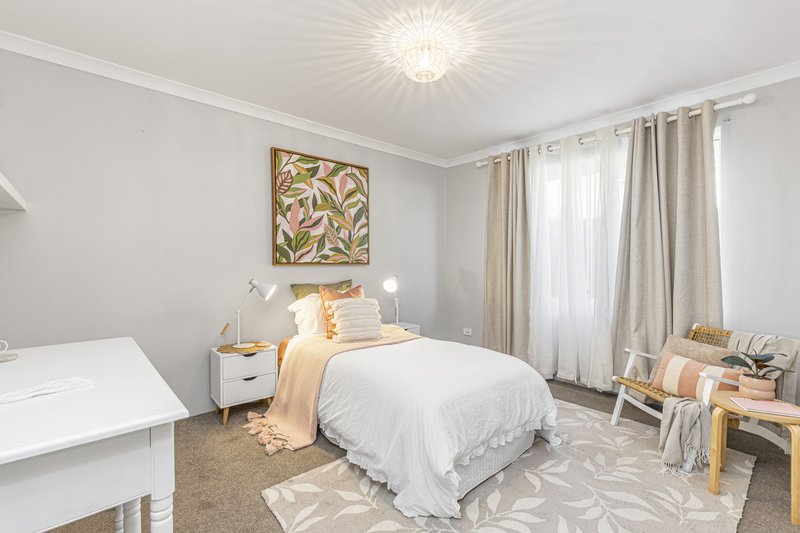 Photo - 53 Seagrass Street, Yanchep WA 6035 - Image 9