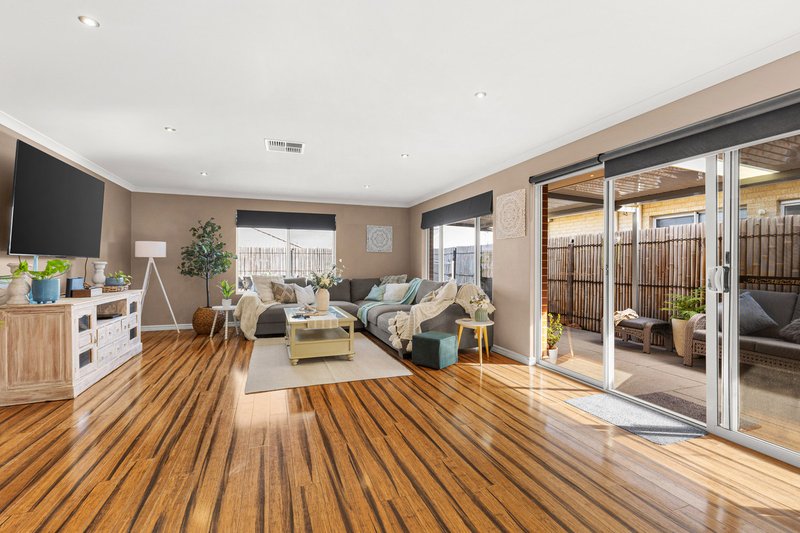 Photo - 53 Seagrass Street, Yanchep WA 6035 - Image 16