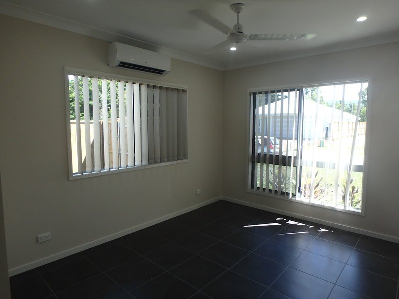 Photo - 53 Seaways Street, Trinity Beach QLD 4879 - Image 11