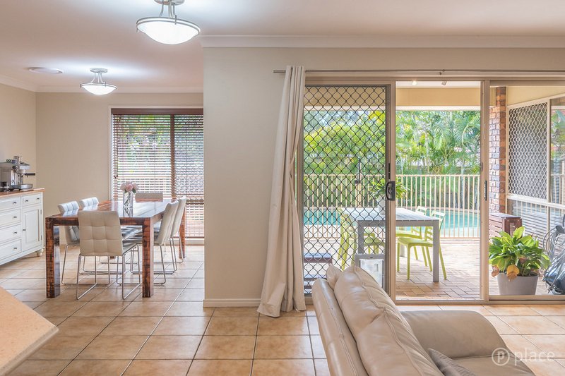 Photo - 53 Senden Crescent, Manly West QLD 4179 - Image 3