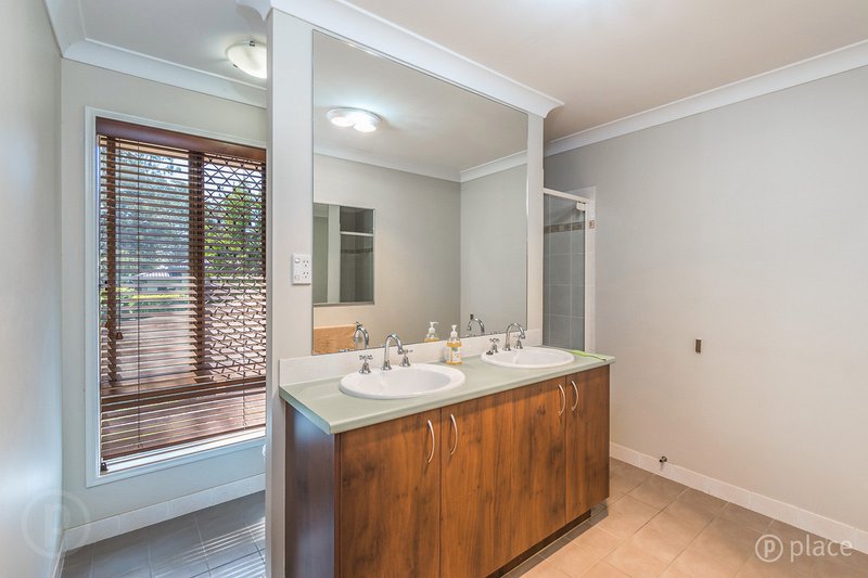 Photo - 53 Senden Crescent, Manly West QLD 4179 - Image 12