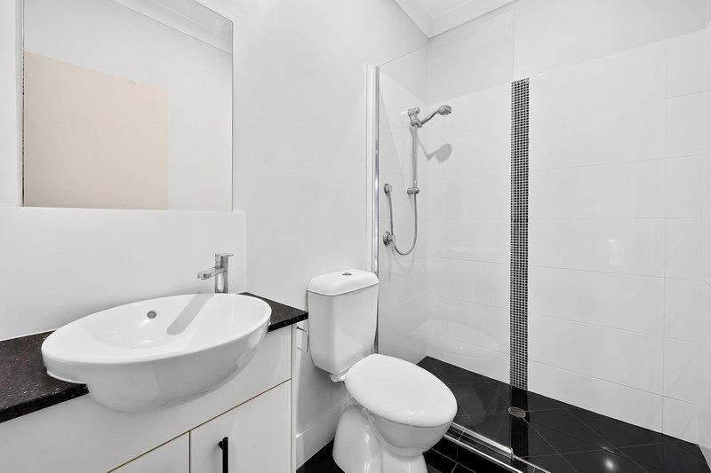 Photo - 5/3 Sibley Street, North Lakes QLD 4509 - Image 15