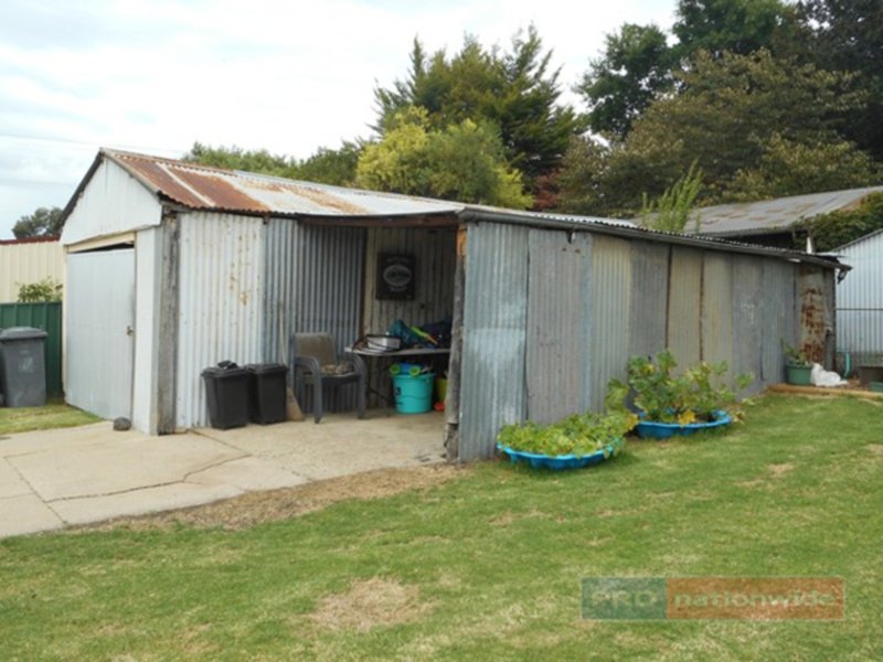 Photo - 53 Simpson Street, Tumut NSW 2720 - Image 19