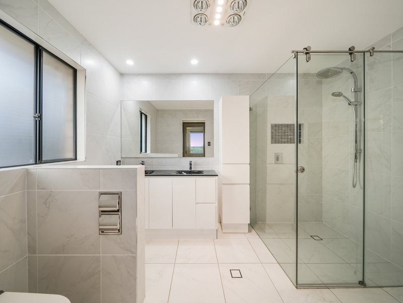 Photo - 53 Southerden Drive, North Lakes QLD 4509 - Image 28