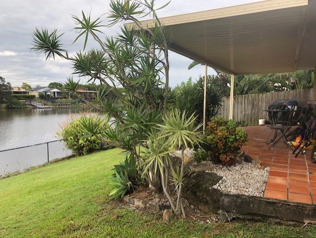 Photo - 53 Southlake Drive, Varsity Lakes QLD 4227 - Image 2