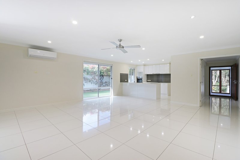 Photo - 53 Sovereign Circuit, Pelican Waters QLD 4551 - Image 2