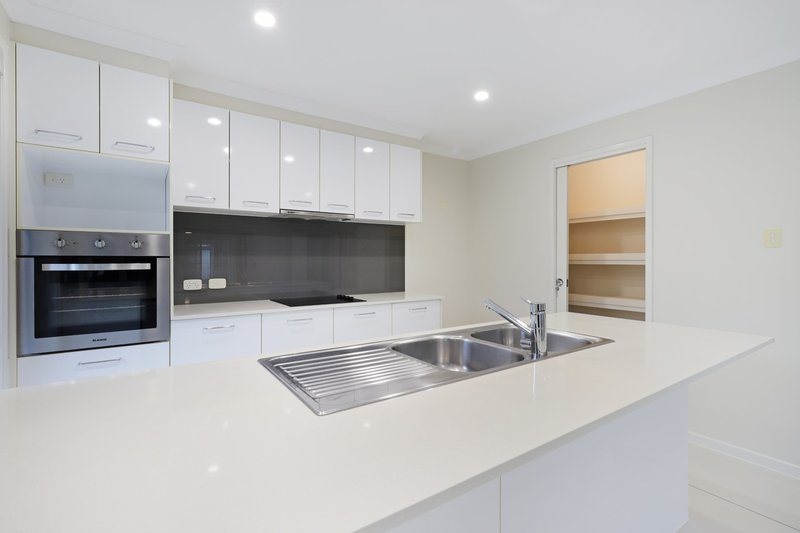 Photo - 53 Sovereign Circuit, Pelican Waters QLD 4551 - Image 5