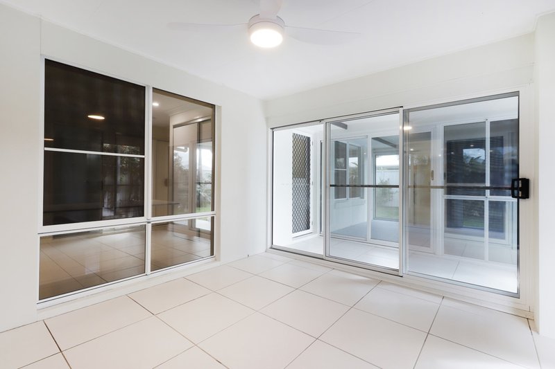 Photo - 53 Sovereign Circuit, Pelican Waters QLD 4551 - Image 7