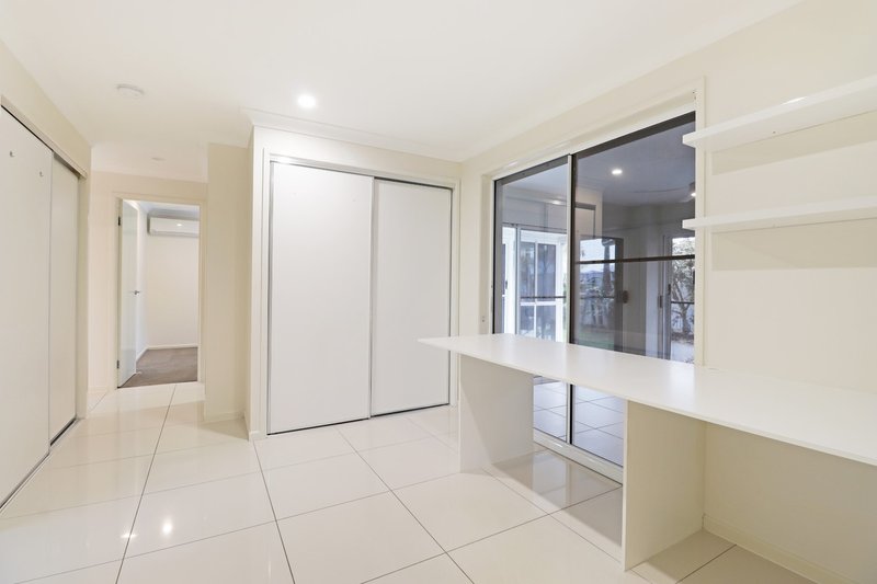 Photo - 53 Sovereign Circuit, Pelican Waters QLD 4551 - Image 10