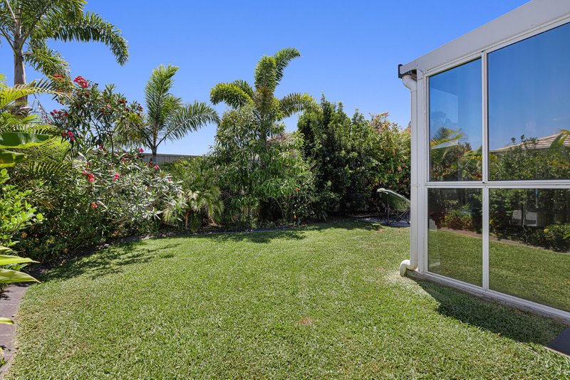 Photo - 53 Sovereign Circuit, Pelican Waters QLD 4551 - Image 12