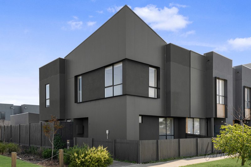 Photo - 53 Springs Road, Donnybrook VIC 3064 - Image 2