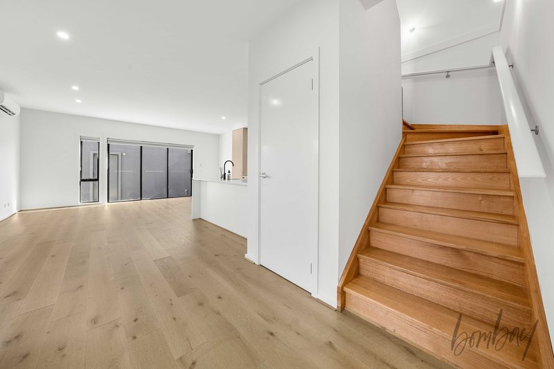 Photo - 53 Springs Road, Donnybrook VIC 3064 - Image 5