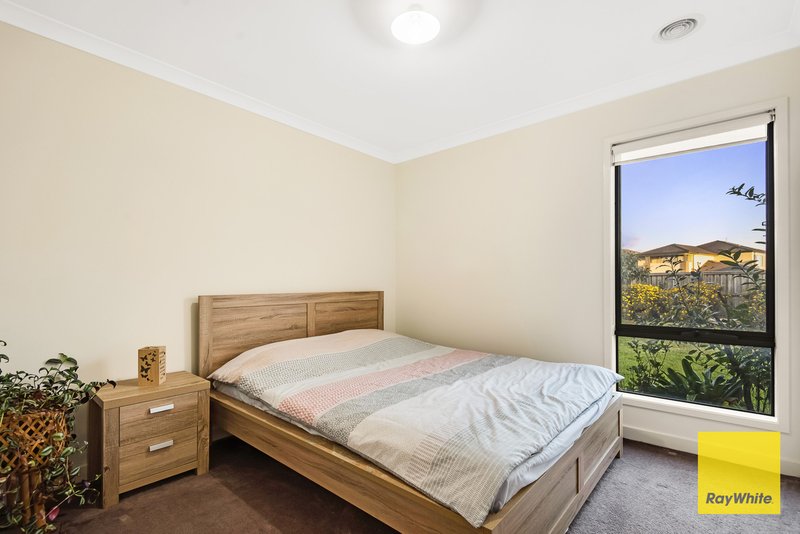 Photo - 53 Stony Brook Way, Truganina VIC 3029 - Image 10