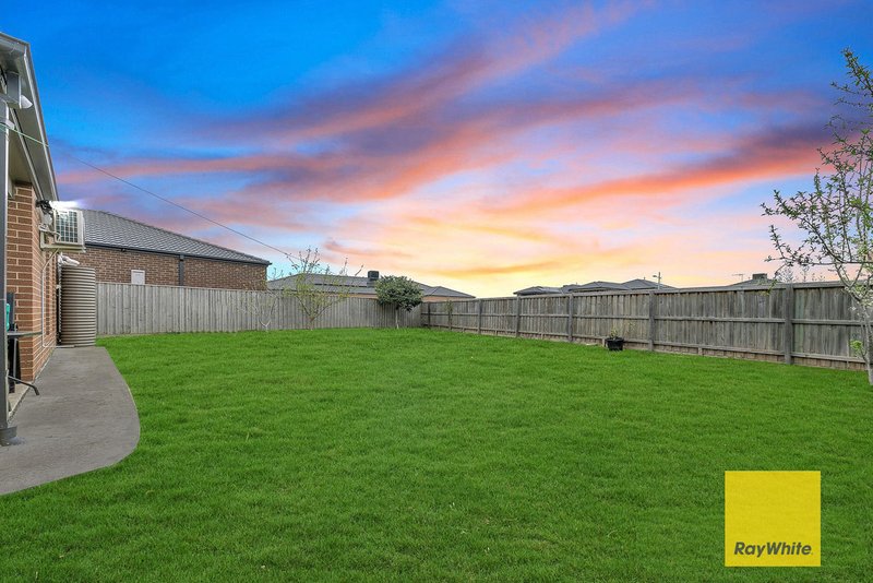 Photo - 53 Stony Brook Way, Truganina VIC 3029 - Image 13