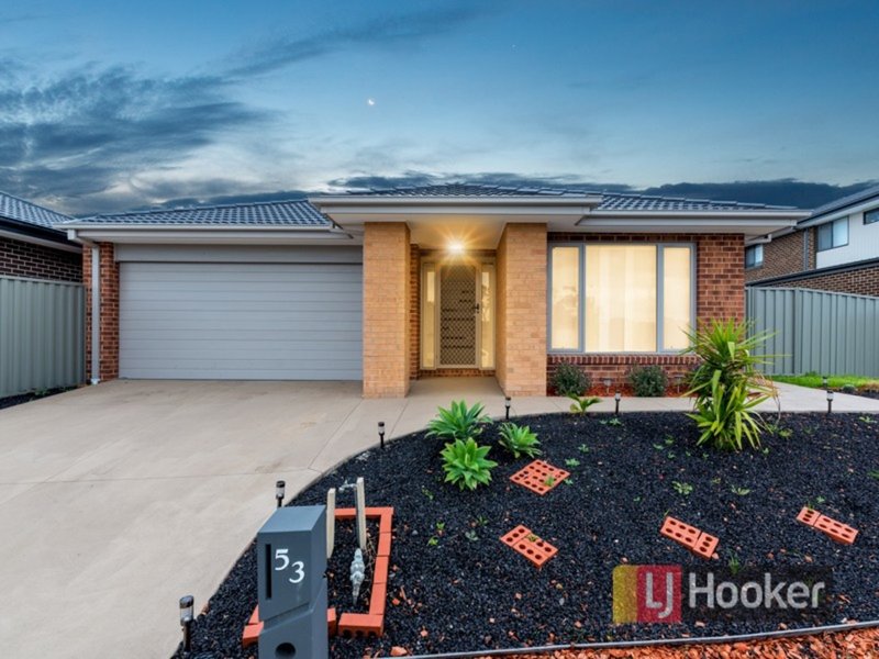 53 Tankard Drive, Cranbourne East VIC 3977