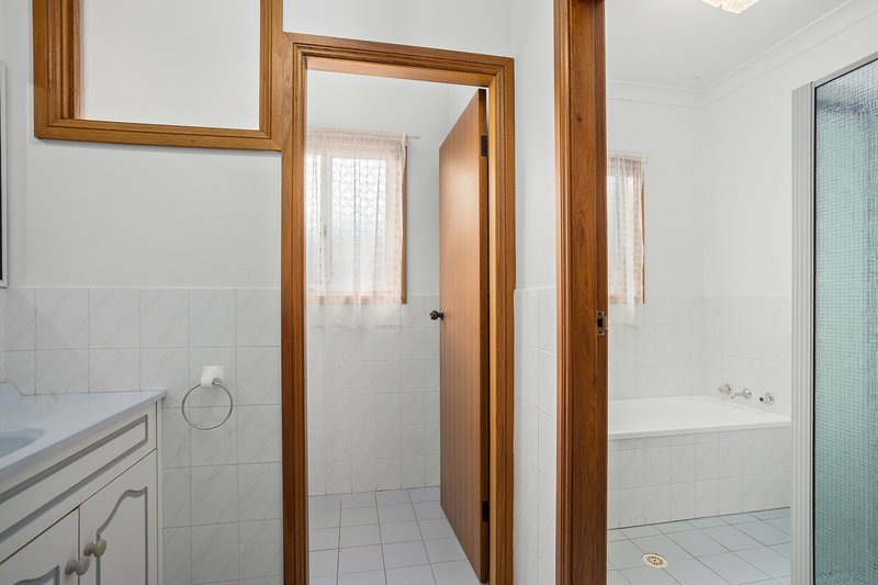 Photo - 53 Theodore Street, Oak Flats NSW 2529 - Image 7