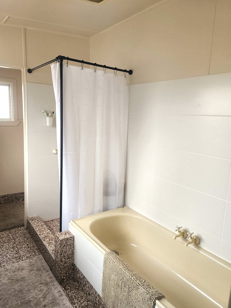 Photo - 53 Tweed Road, Lithgow NSW 2790 - Image 9